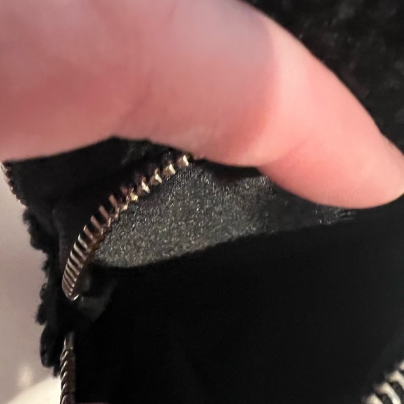 NWOT Lululemon mini Sherpa backpack - Picture 8 of 8